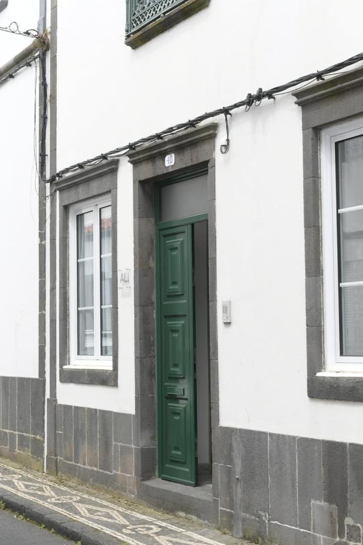 Welcomebuddy - Casa Branca - Centro Historico Ponta Delgada  Bagian luar foto